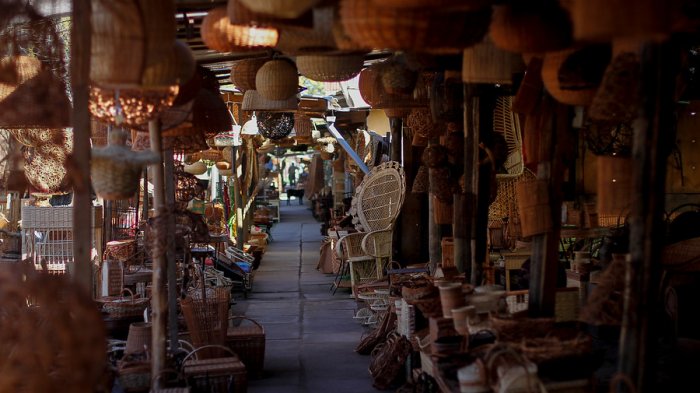 Los difíciles días de los artesanos de Chimbarongo: 