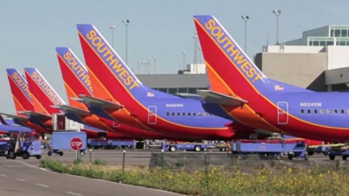 Niño de 3 años con autismo no pudo usar la mascarilla en un vuelo y lo bajaron