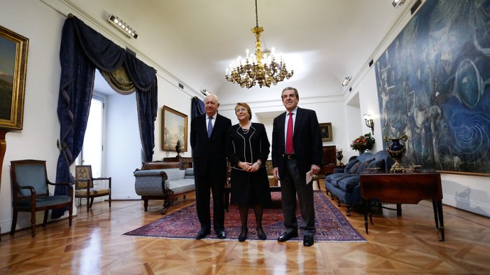 Fiscalía de Valparaíso investiga denuncia contra ex presidentes por malversación