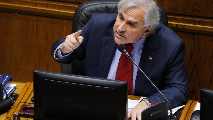 Iván Moreira comparó a Celestino Córdova con Hugo Bustamante: 