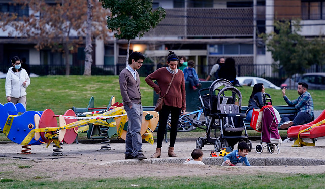 Podrán salir tres veces a la semana: ¿Cómo funciona el permiso temporal para niños y adolescentes?