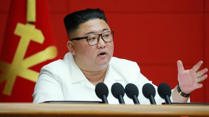 Difunden imágenes de Kim Jong Un ante rumores sobre supuesto estado de coma