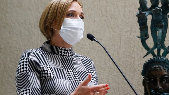 Goic llama a la colaboración público-privada: “Hoy podríamos estar ante un tsunami de cáncer”