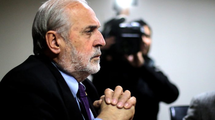 Fiscalía perseguirá penalmente a contagiados que participen del Plebiscito si no se toman medidas para asegurar su voto