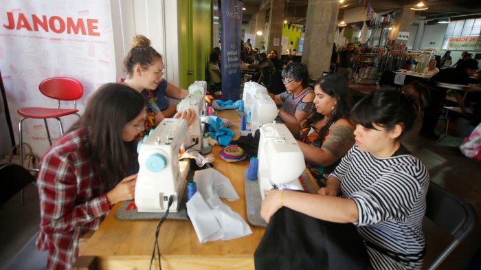 Lanzan 20 cursos gratuitos para emprendedoras: Revisa cómo postular