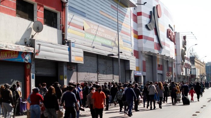 Riesgo sanitario o una salida a la crisis: La compleja situación que se vive en los malls chinos