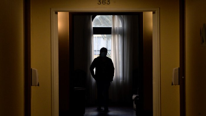 Estuvo tres días por error en residencia sanitaria y ni siquiera se había hecho el PCR