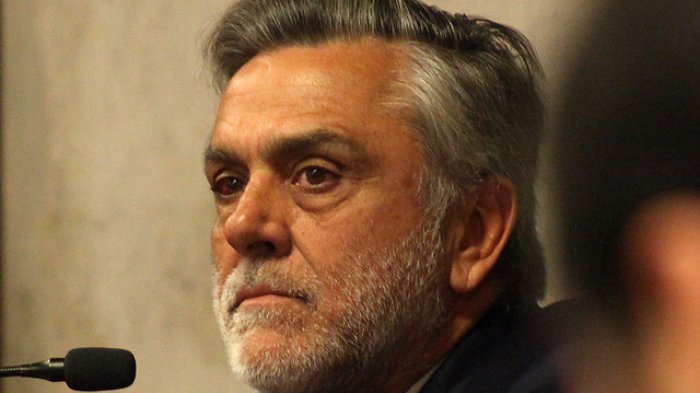 El enojo de Longueira en plena entrevista: 