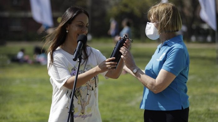Con zumba incluida: Ministra Pérez y alcaldesa Matthei entregaron tips deportivos para la Fase de Preparación