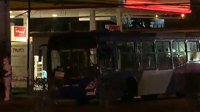 Fiscalía descarta explosivos en bus de San Miguel: Se trató de un artefacto incendiario