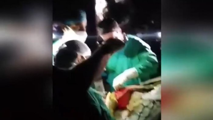 Familia de hombre operado en hospital bajo luz de celular dice que presenta ceguera progresiva