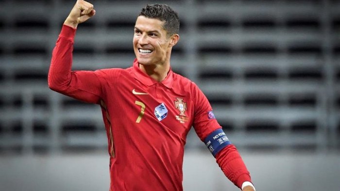 Cristiano Ronaldo se lució con dos anotaciones y llegó a los 101 goles con Portugal
