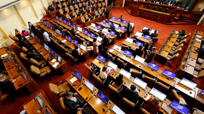 Aprueban incorporación de trabajadoras de casa particular al Seguro de Cesantía