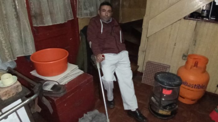 El drama del hombre que lleva esperando 15 años por una operación a la cadera