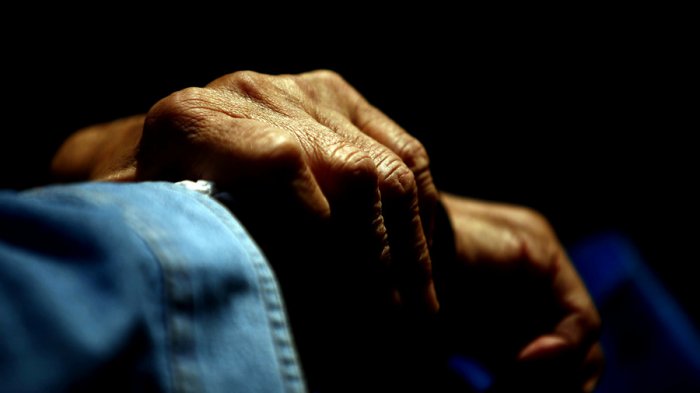 Tiene distrofia miotónica, no puede trabajar y el banco le está cobrando $3 millones