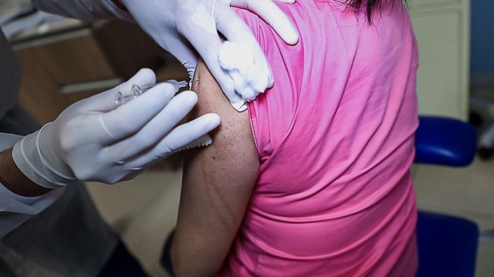 Aseguran que países ricos ya han comprado más de la mitad del suministro de vacunas