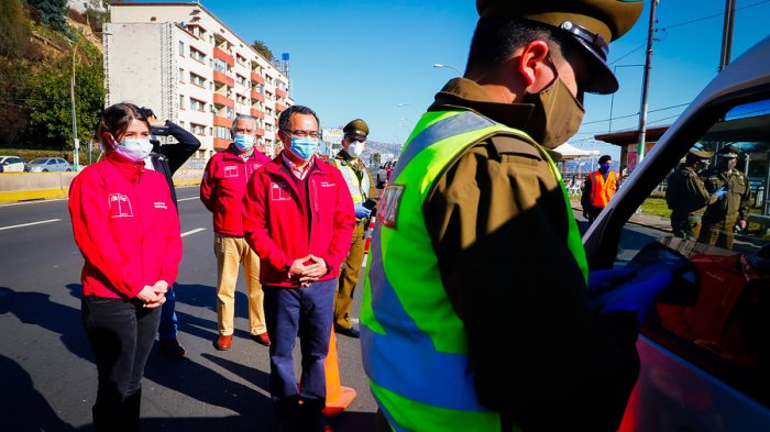 15 mil vehículos que han intentado entrar a la Región de Valparaíso han sido devueltos a la RM