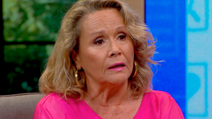 Eli de Caso sacó a su mamá de residencia y se la llevó a vivir con ella por temor a que se contagiara