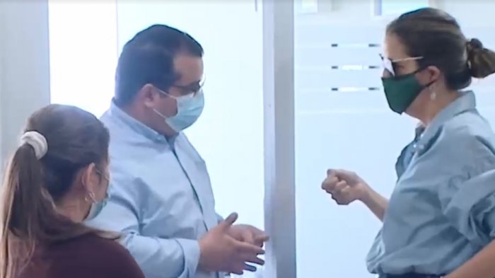 Decenas de personas denuncian a automotora por estafa: Vendieron sus autos, pero aún no les pagan