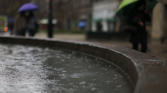 ¿Dónde estará la primavera? Santiago recibió lloviznas con sólo 12° de máxima