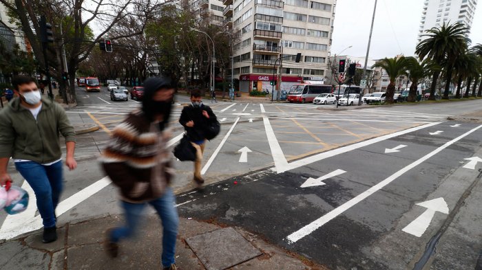Viña del Mar implementó cruces peatonales estilo Tokio en calles céntricas