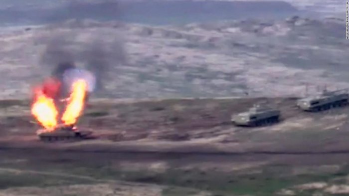 Estalló el enfrentamiento: Azerbaiyán y Armenia en conflicto por región de Nagorno-Karabaj