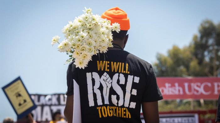 Black Lives Matter: Familia de afroamericano que murió al interior de patrulla policial recibirá US$ 20 millones