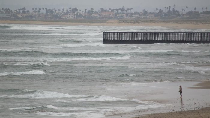 México investiga posibles casos de esterilización forzada en centro migratorio de EE.UU.