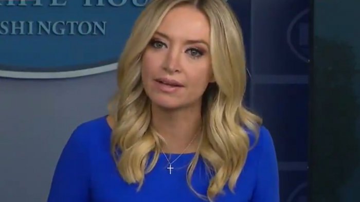 Se negó a contestar: El tenso cruce de periodista con vocera del gobierno de Trump por 