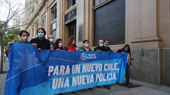 FA pide salida de Rozas, refundación de Carabineros y apoya acusación constitucional contra Pérez