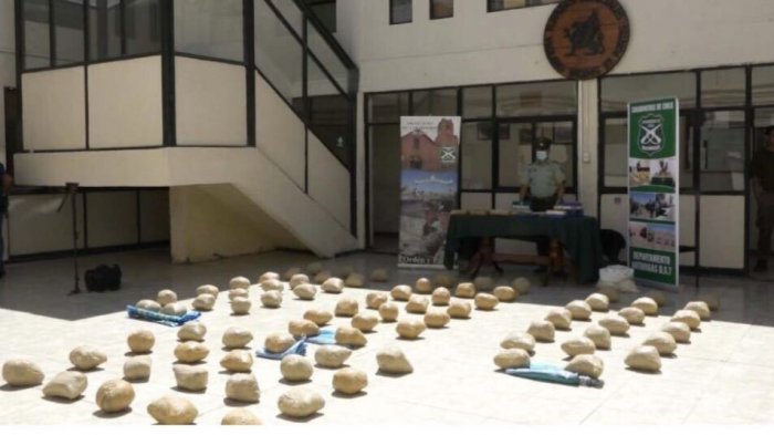 Carabineros incautó más de $1.500 millones en drogas tras detención de vehículo en la frontera de Antofagasta