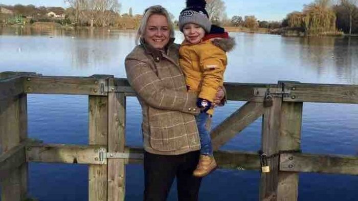 Mujer falleció luego de que la cuarentena empeorara su fobia a salir de casa: 