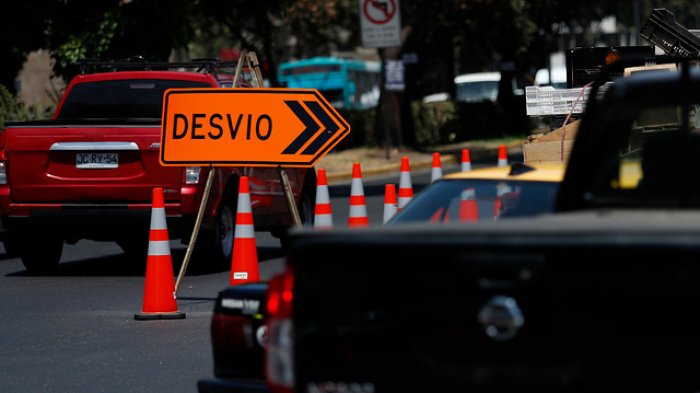 Revisa todos los desvíos de tránsito informados por Carabineros por aniversario del 18-O