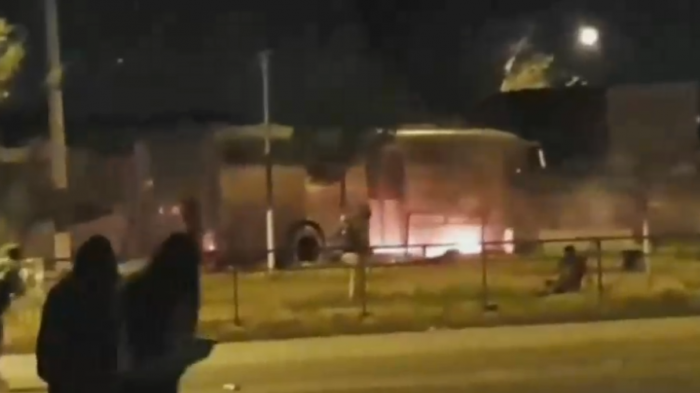 Enfrentamiento entre civiles y Carabineros dejó un muerto en La Victoria