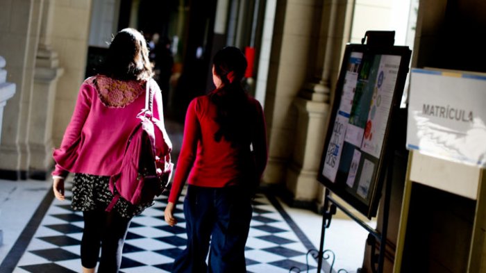 Conoce las becas y créditos para la Educación Superior a los que puedes postular hasta el 17 de noviembre