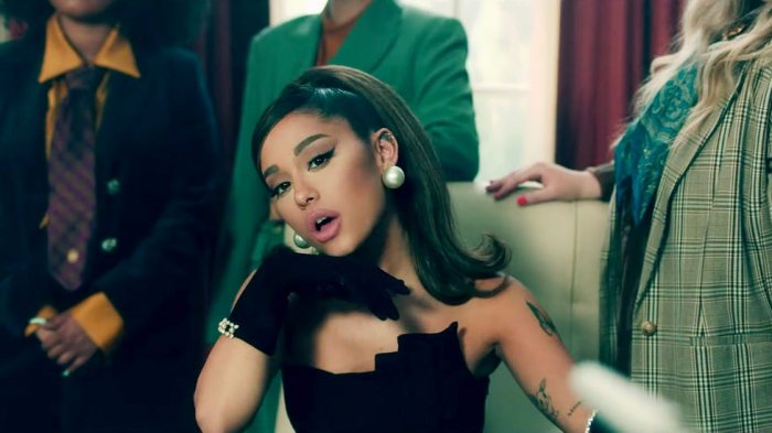 Ariana Grande estrena el video de 