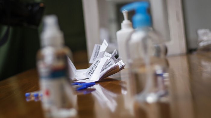 Plebiscito del 25-O: Explican los derechos que tienen los trabajadores para ejercer su voto