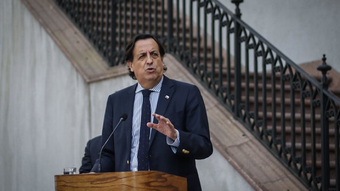 Acusación constitucional: Víctor Pérez desmiente intención de responsabilizar a Desbordes