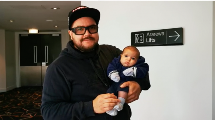 25-O: El momento exacto en que votó el primer chileno en el extranjero