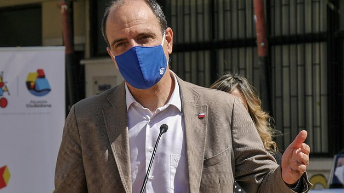 Ministro Monckeberg califica como 