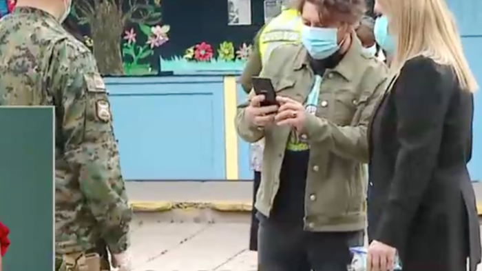 Diputada Jiles en La Pintana: Parlamentaria acude a emitir su voto este 25-O