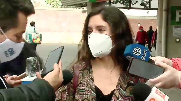 Camila Vallejo descarta que haya sido un error del PC restarse del Acuerdo por nueva Constitución