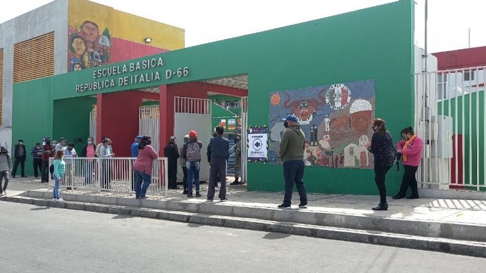 Hombre contagiado con COVID-19 fue a votar en Antofagasta y terminó detenido