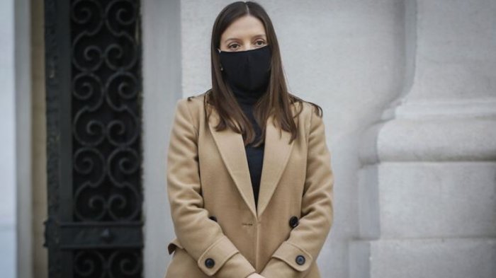 La reflexión de Camila Flores luego del triunfo del Apruebo: “Jamás ceder a las ideas y convicciones”