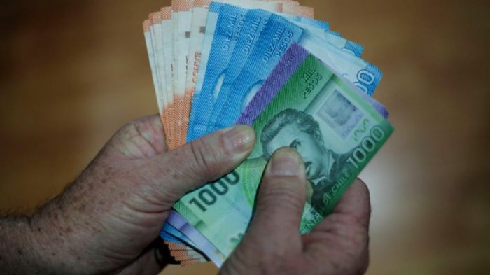 Sueldo mínimo: Senado acordó reajuste en $326.500 hasta abril de 2021