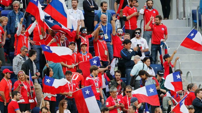 ¿Vuelve la Marea Roja? La ANFP solicitó jugar las Clasificatorias con público