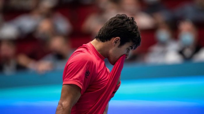 Cristian Garin no pudo ante un intratable Thiem que lo derrotó en Viena