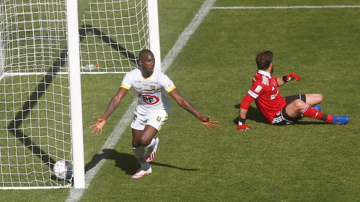 La U no levanta cabeza: Perdió de visita con la U. de Conce