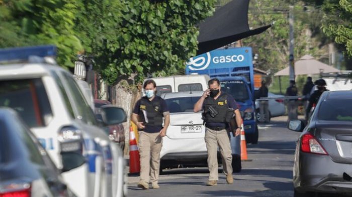 Comisario de la PDI fue baleado durante peritajes al interior de la población José María Caro