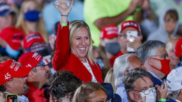 Promotora de QAnon y llamada 